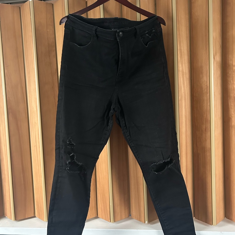 American Eagle Outfitters Women's Black Ripped Skinny Jeans